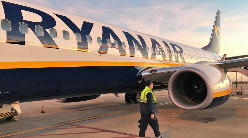 Algarve-Passagiere von Ryanair in Schrecken wegen technischen Defekts vor Landung in Memmingen